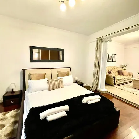 בוקרשט Baroq Central City Apartment מראה חיצוני תמונה